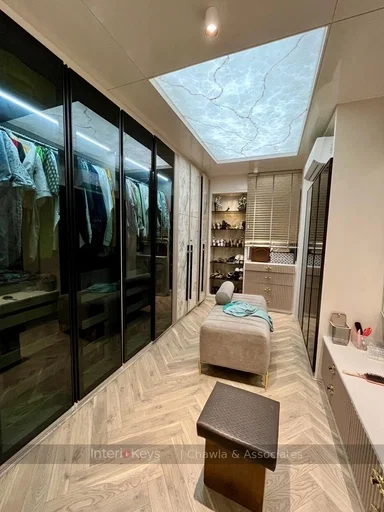 Master Dressing 4BHK Villa/Bungalow